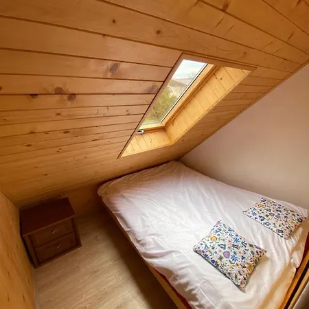 بيت خشبي Przystanek Kaszuby ليبا